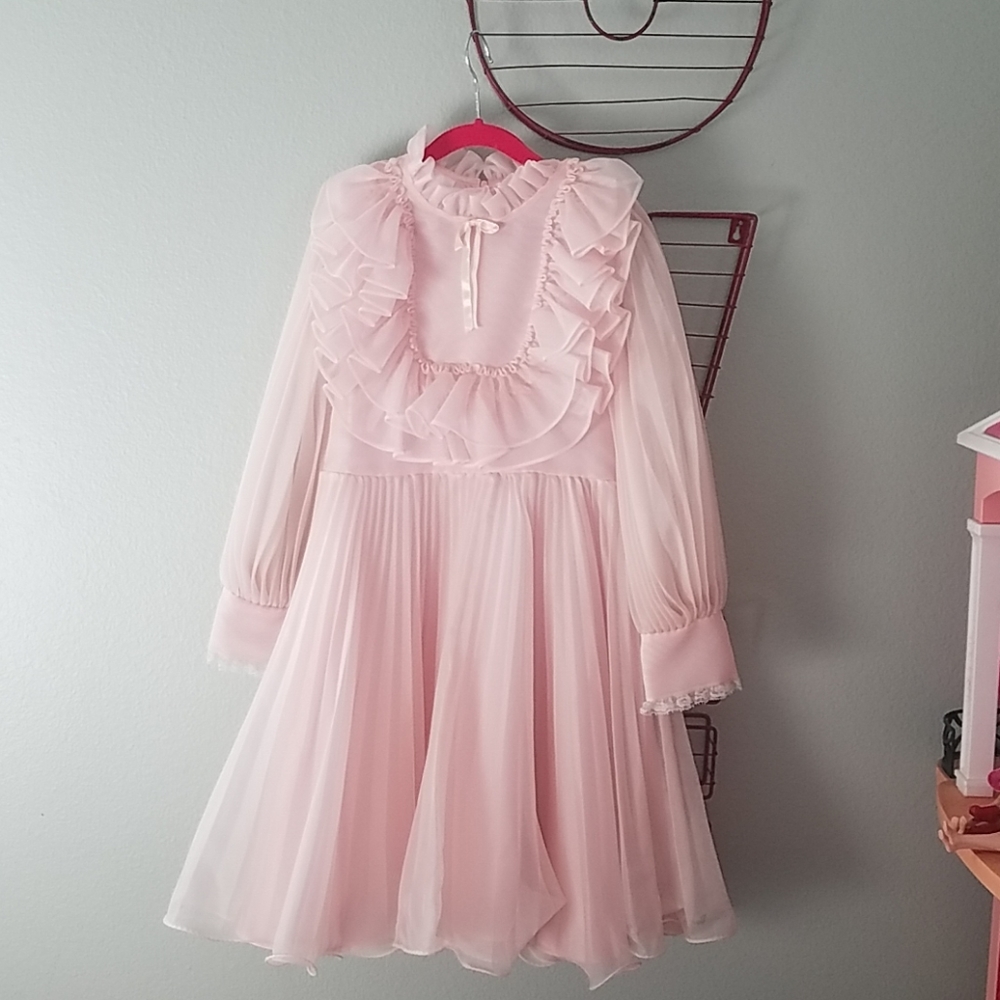 Merry Girl party dress size 10 girls pink Ruffles